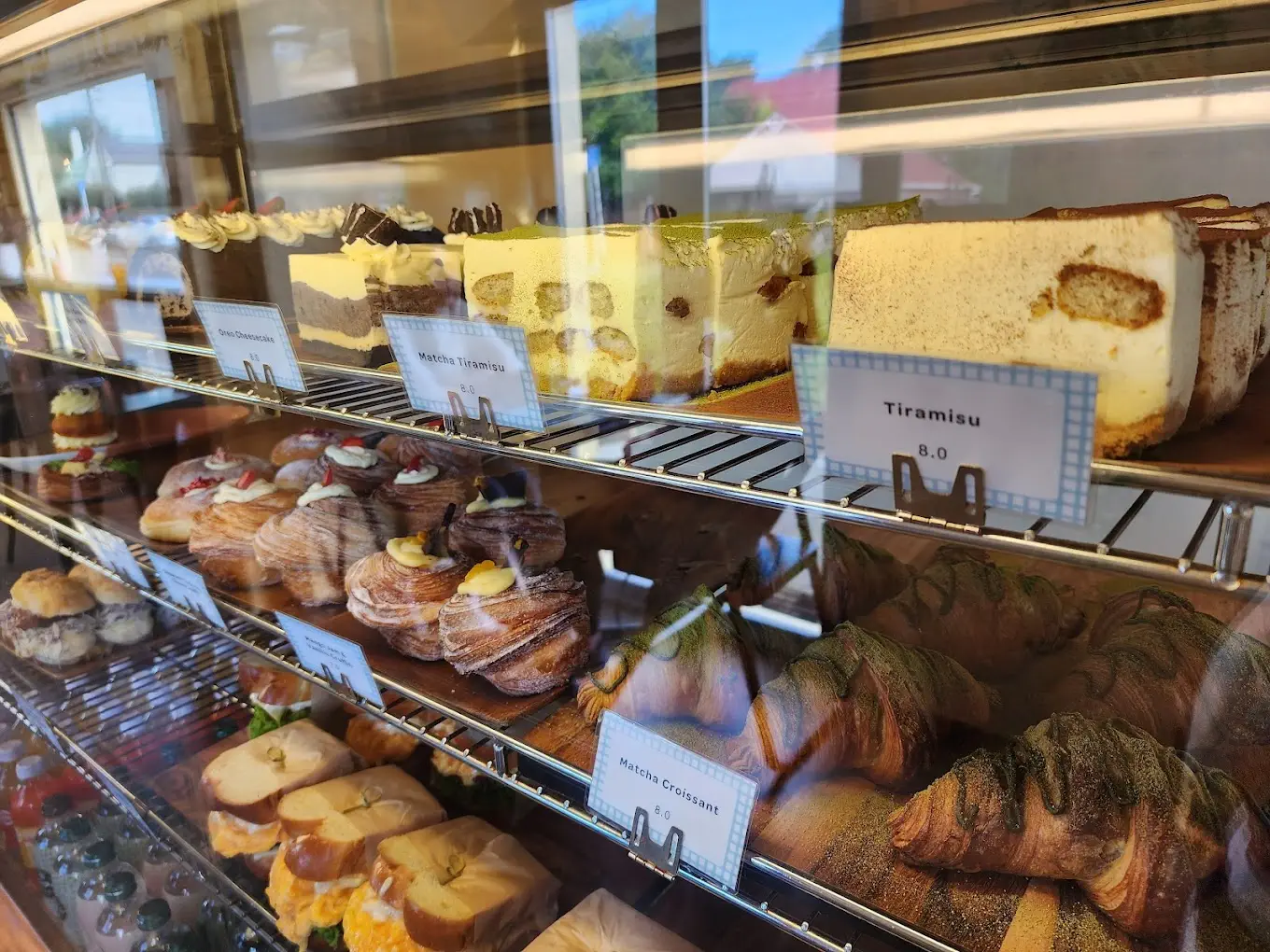 Pikuniku Cafe Reviews: What to Expect in 2025 1 Pikuniku Cafe Greenlane Auckland